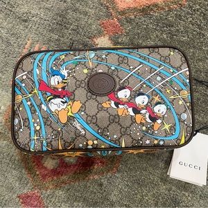 NWT NIB Gucci x Disney Supreme Donald Duck Beltbag Messenger Bag